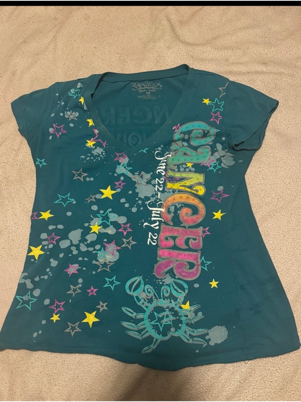 Graphic Teal V-Neck T-Shirt with Colorful Star Print zodiac cancer graphic